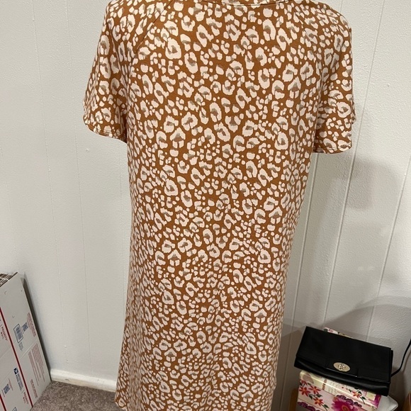 3/$25 Sale🎈Nine West French Terry Brown Tan Cheetah leopard beige tunic dress - Picture 4 of 9